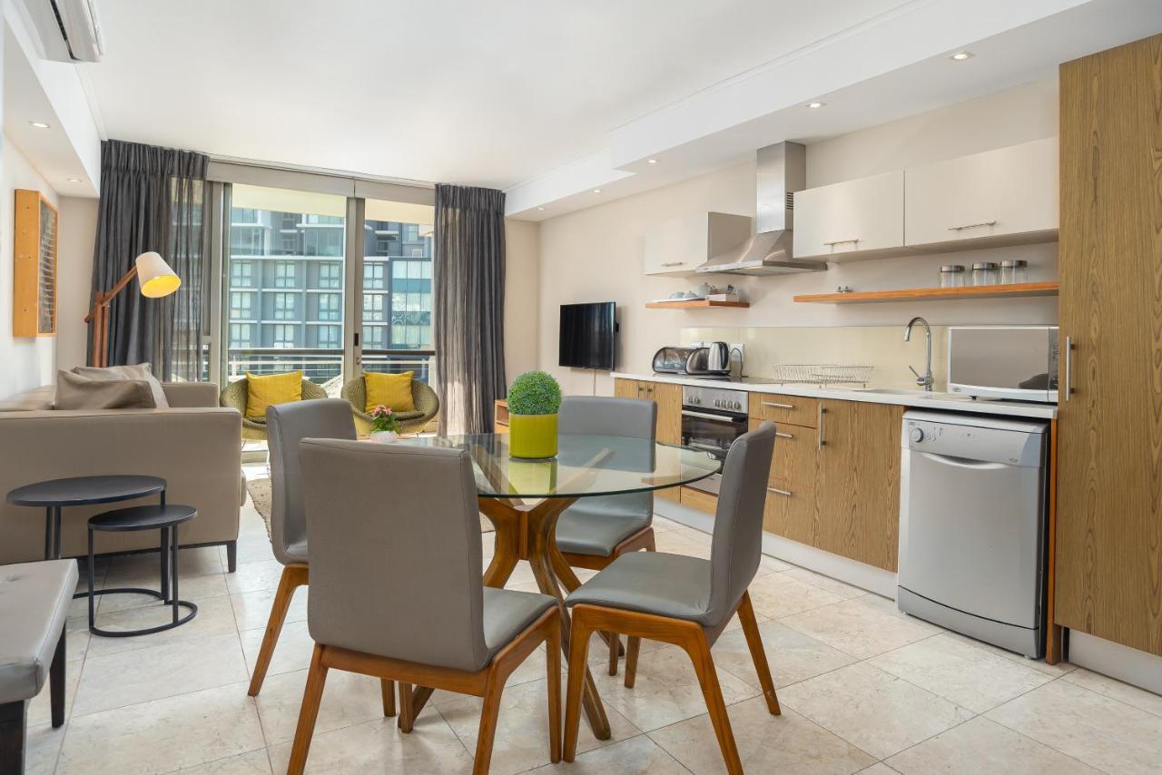 Canal Quays Apartments Cape Town Exterior photo