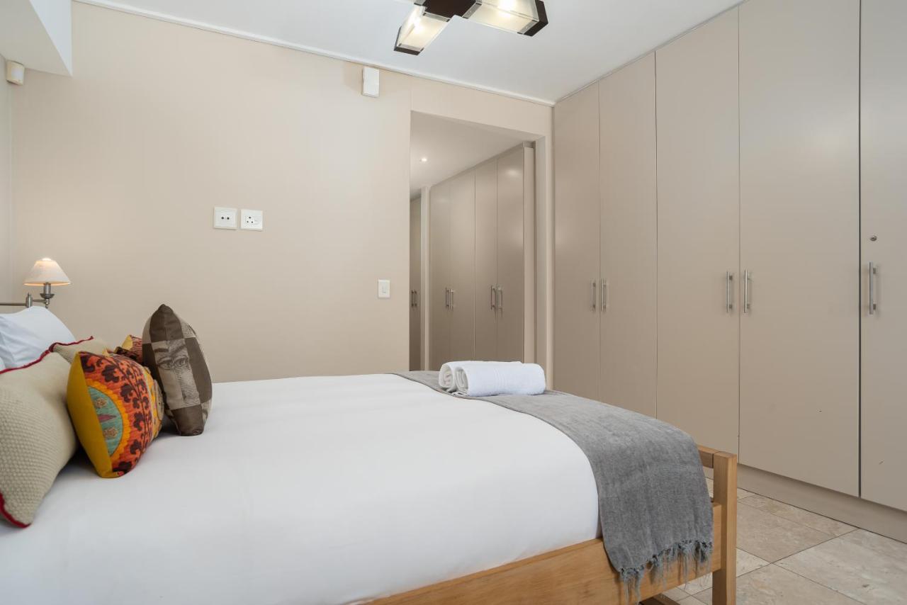 Canal Quays Apartments Cape Town Exterior photo