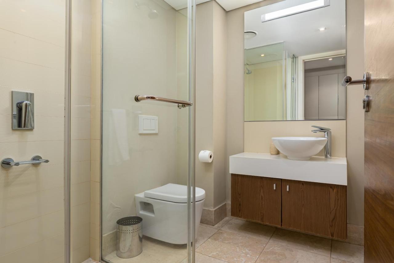 Canal Quays Apartments Cape Town Exterior photo