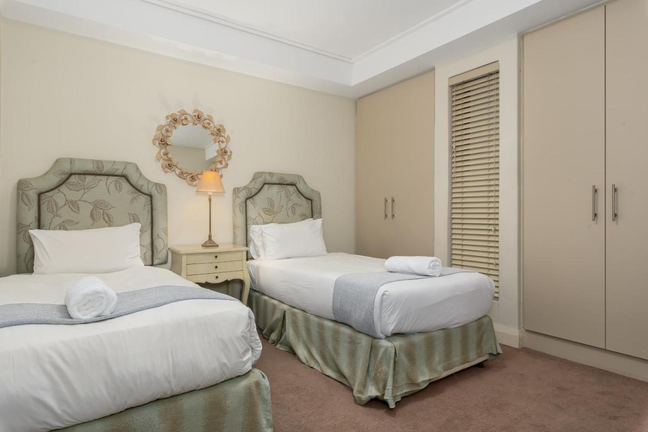 Canal Quays Apartments Cape Town Exterior photo