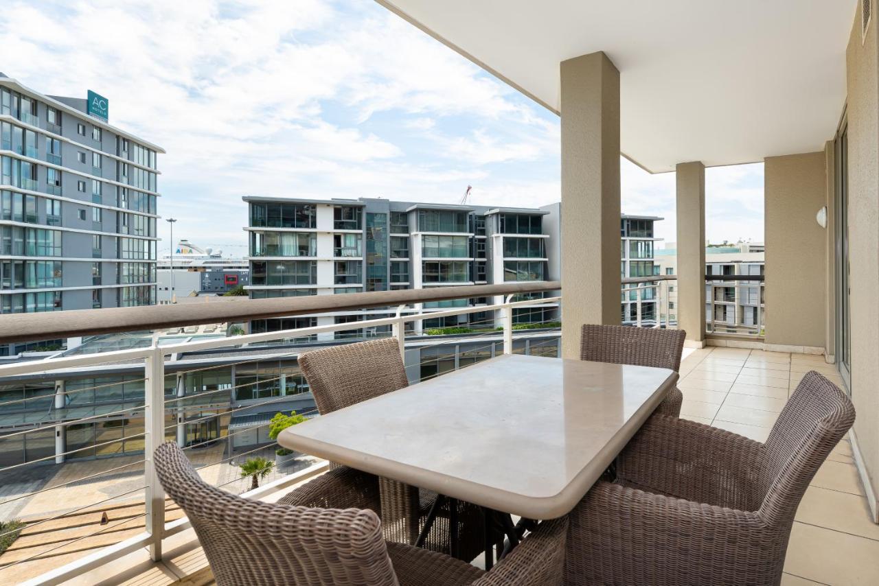 Canal Quays Apartments Cape Town Exterior photo