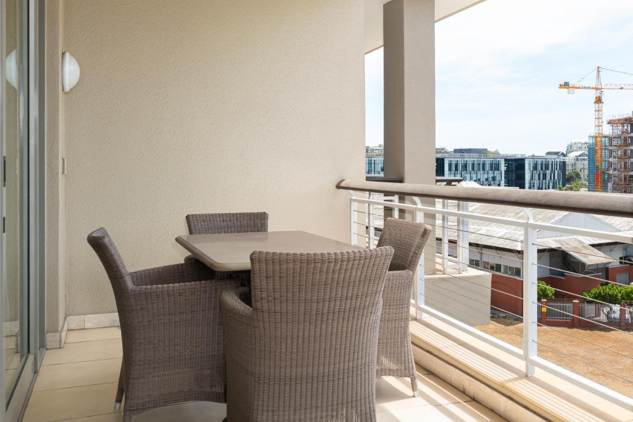 Canal Quays Apartments Cape Town Exterior photo