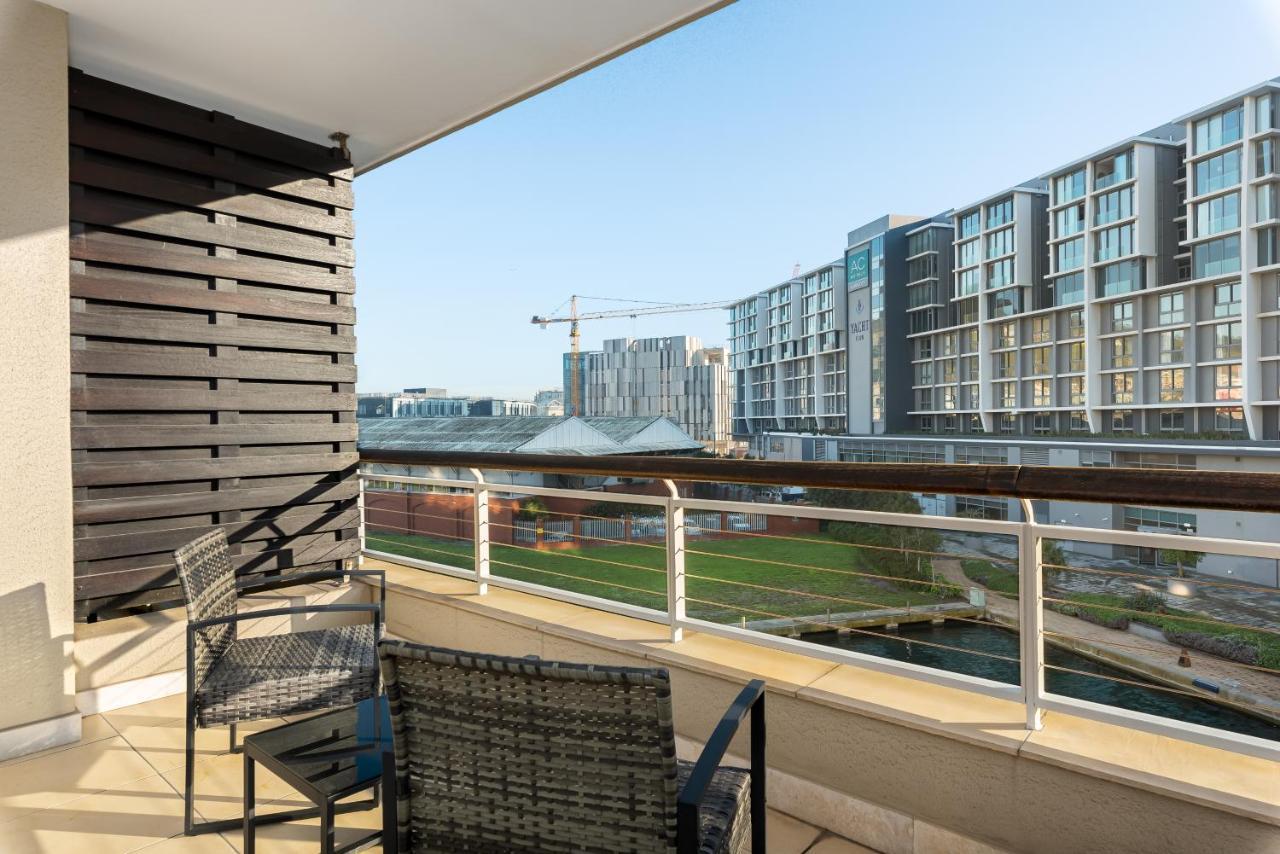 Canal Quays Apartments Cape Town Exterior photo